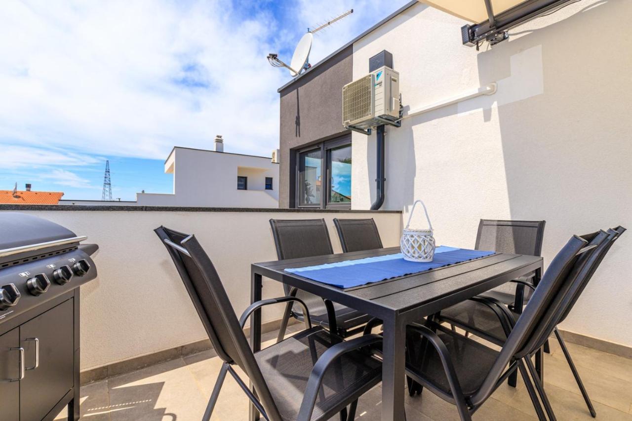 פורץ Sabena Apartment With Private Whirlpool מראה חיצוני תמונה